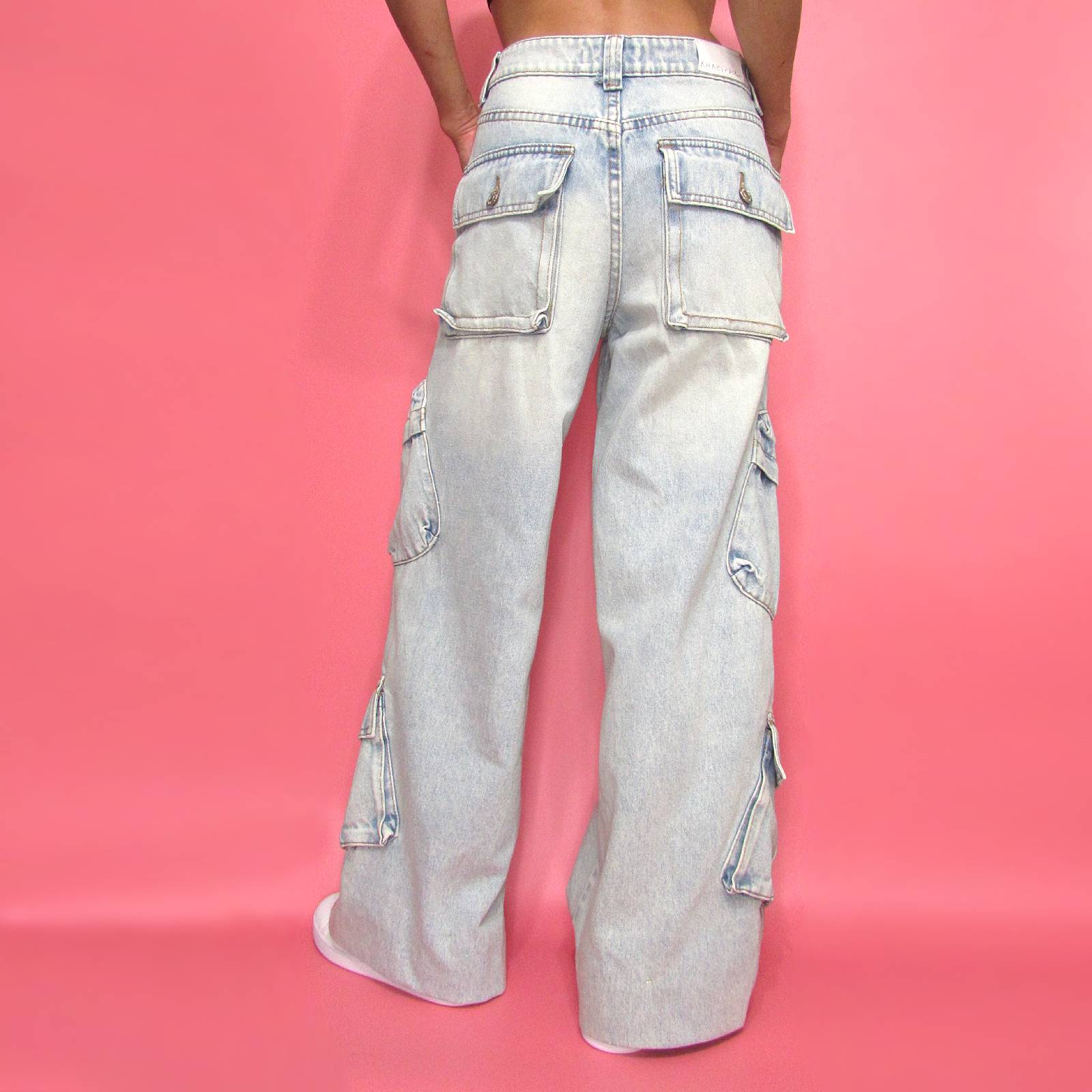 Denim082モデル着用バック
