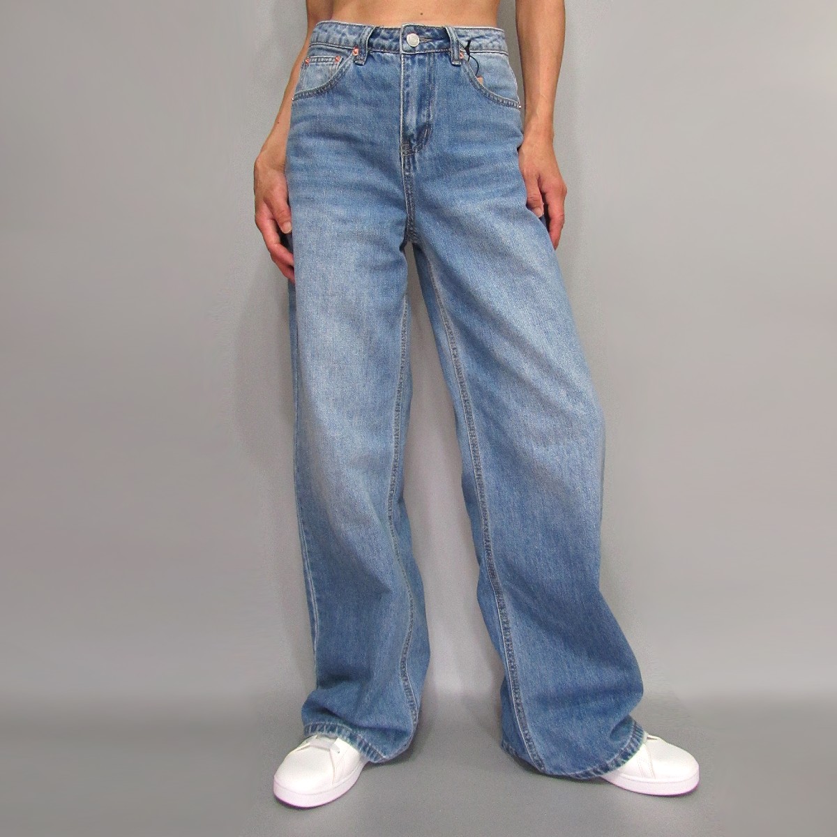 Denim085モデル着用フロント
