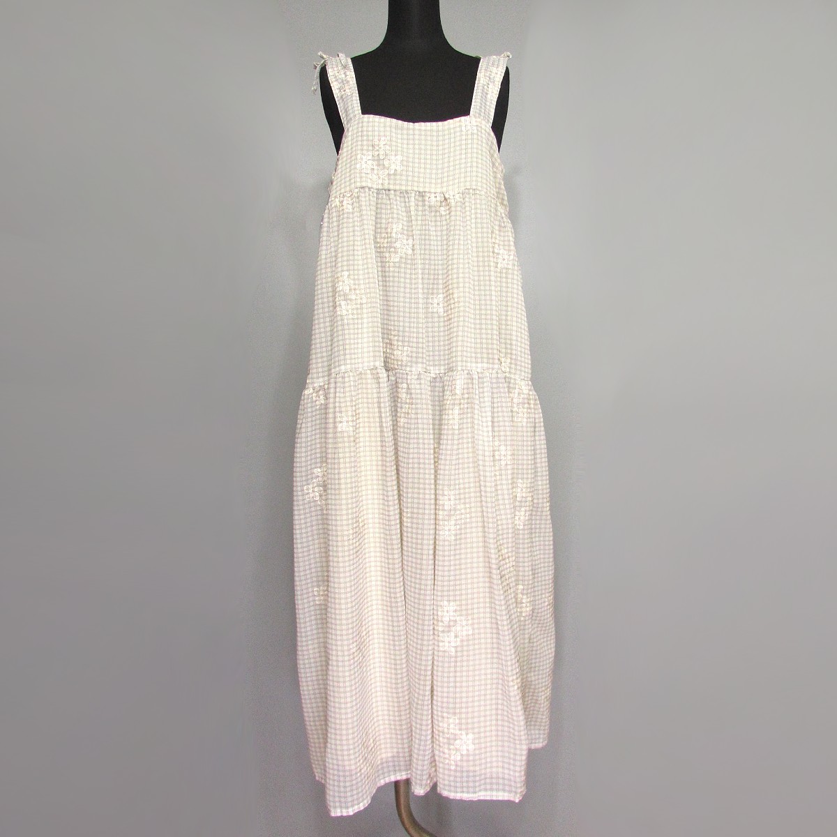 Dress188ボディー着用フロント