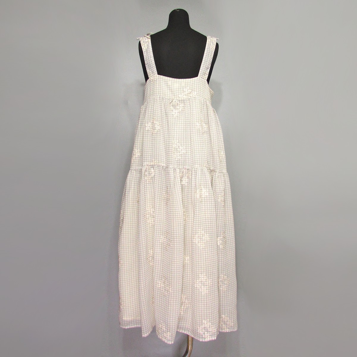 Dress188ボディー着用バック