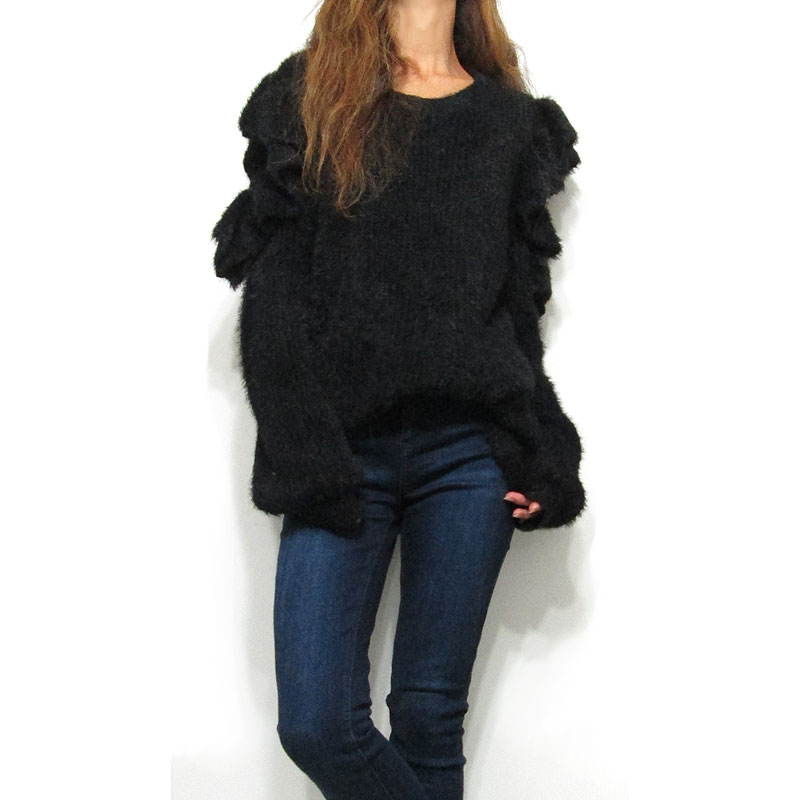 Knit205 Petal Sleeve Fuzzy Sweater/Black