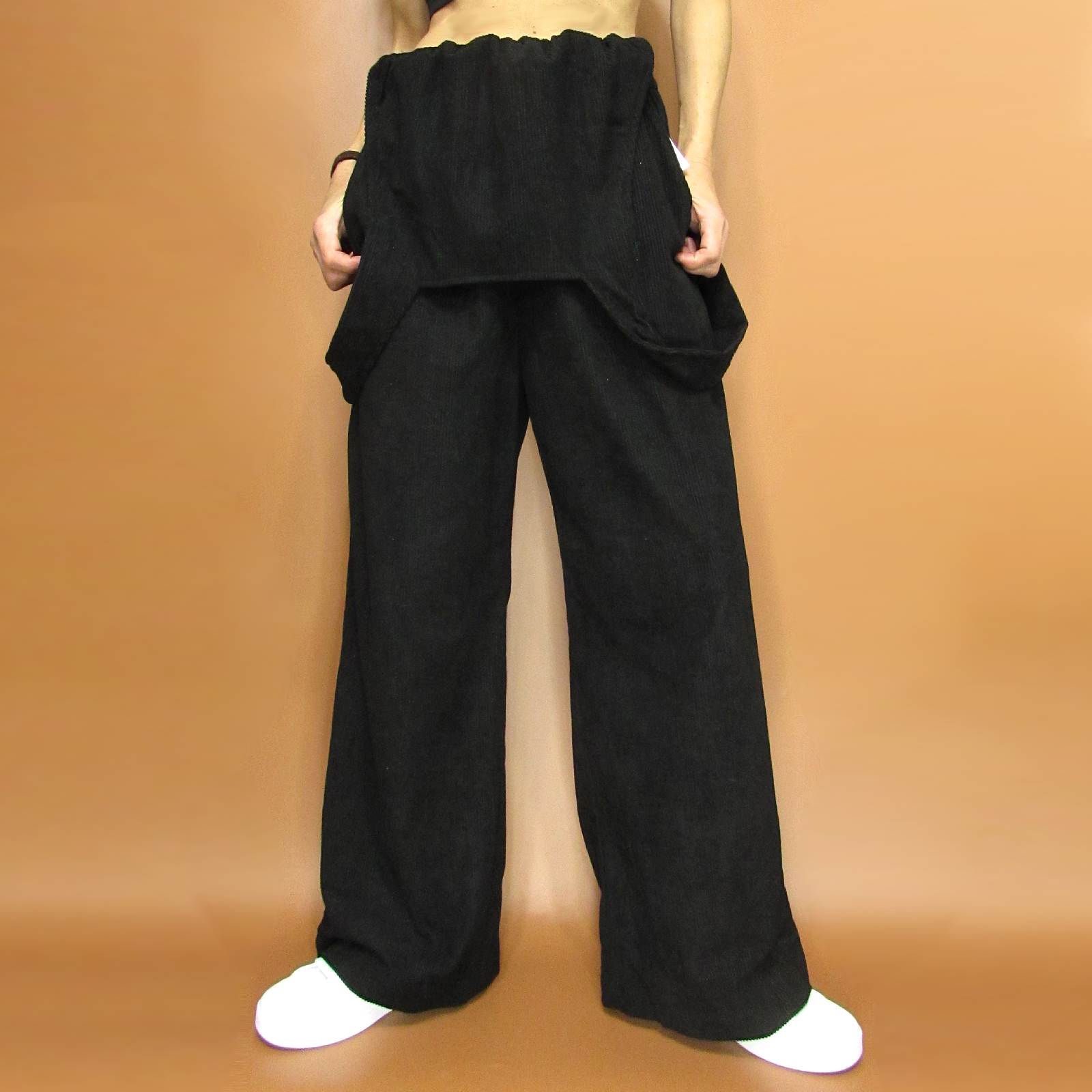 Pants280モデル着用フロント