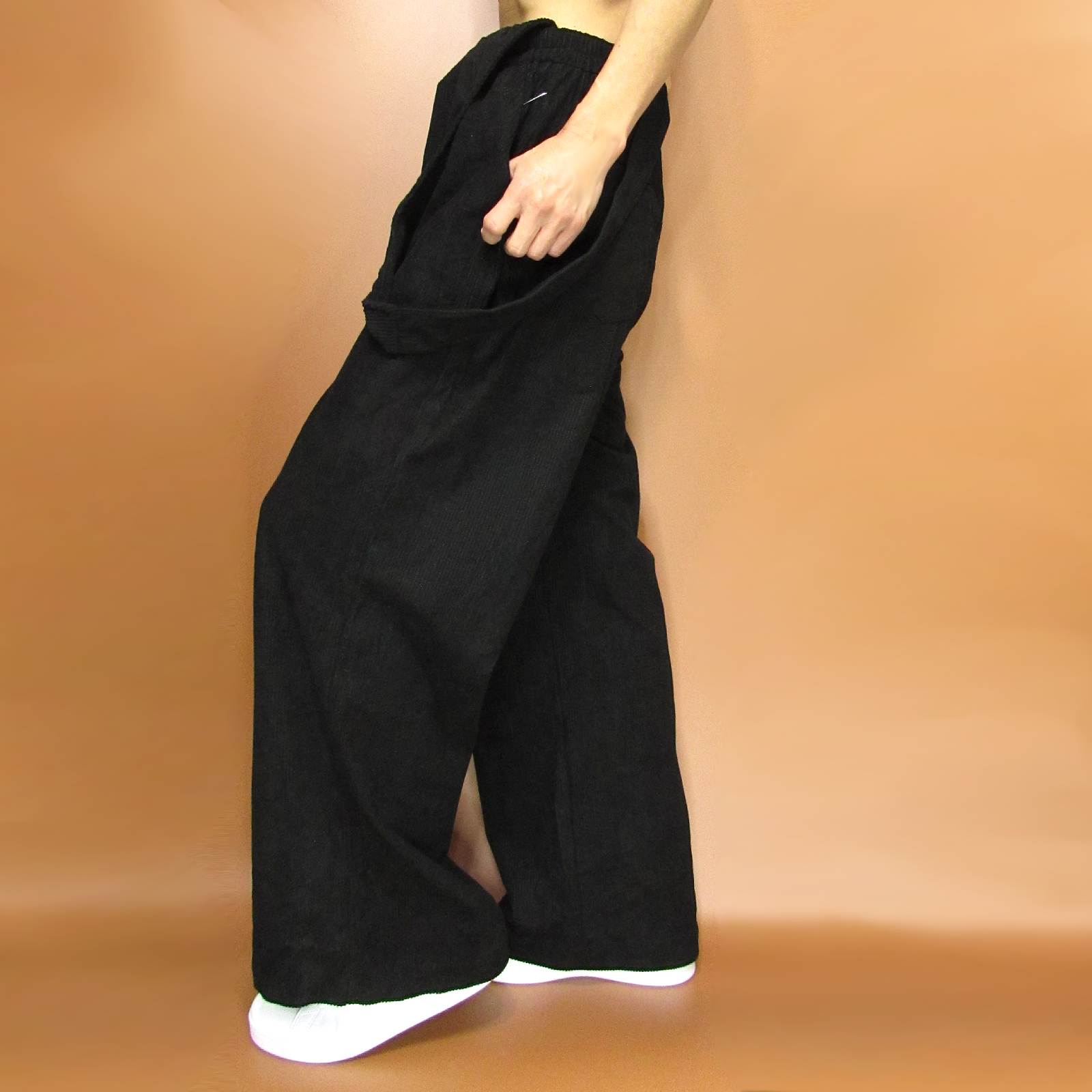 Pants280モデル着用サイド