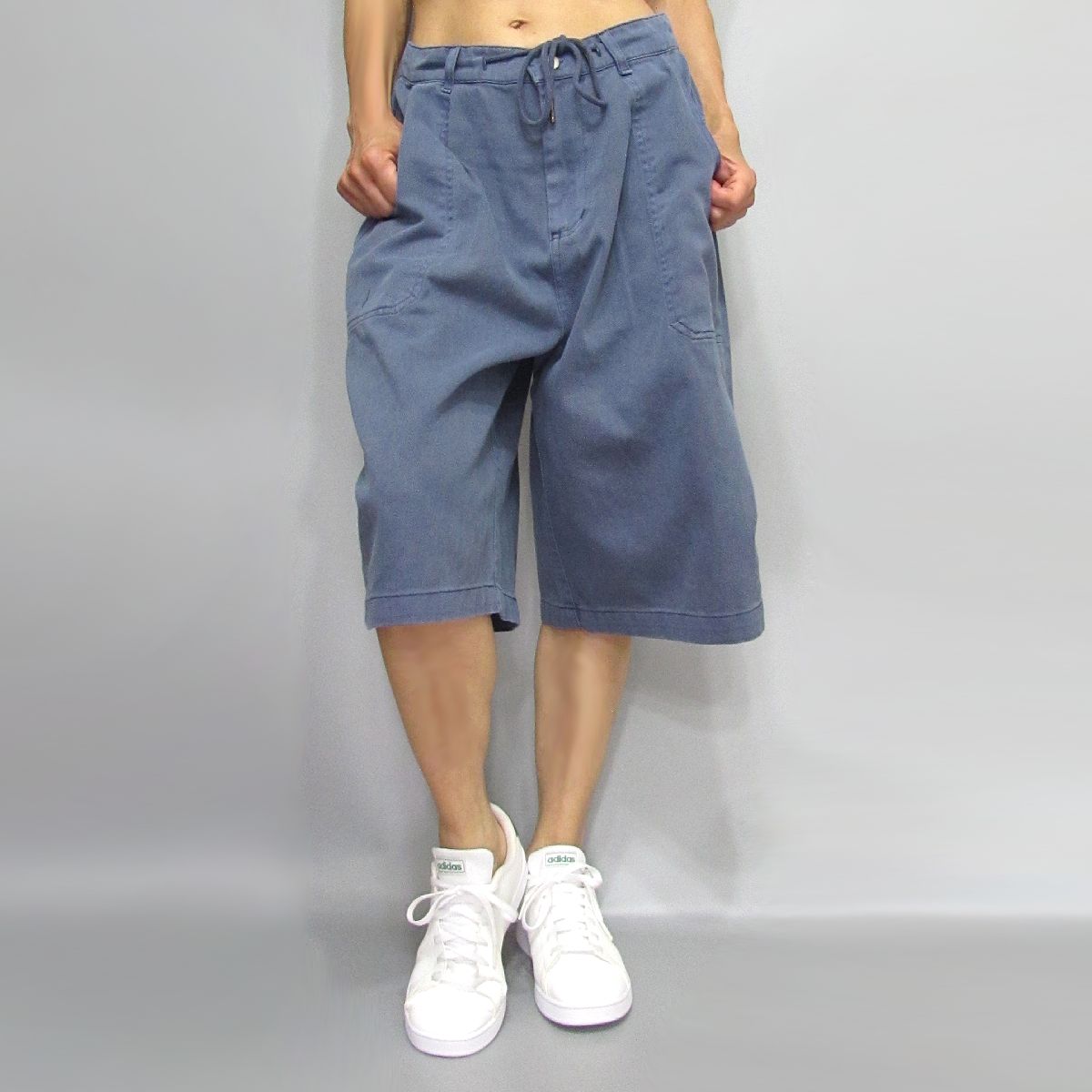 Pants300モデル着用フロント