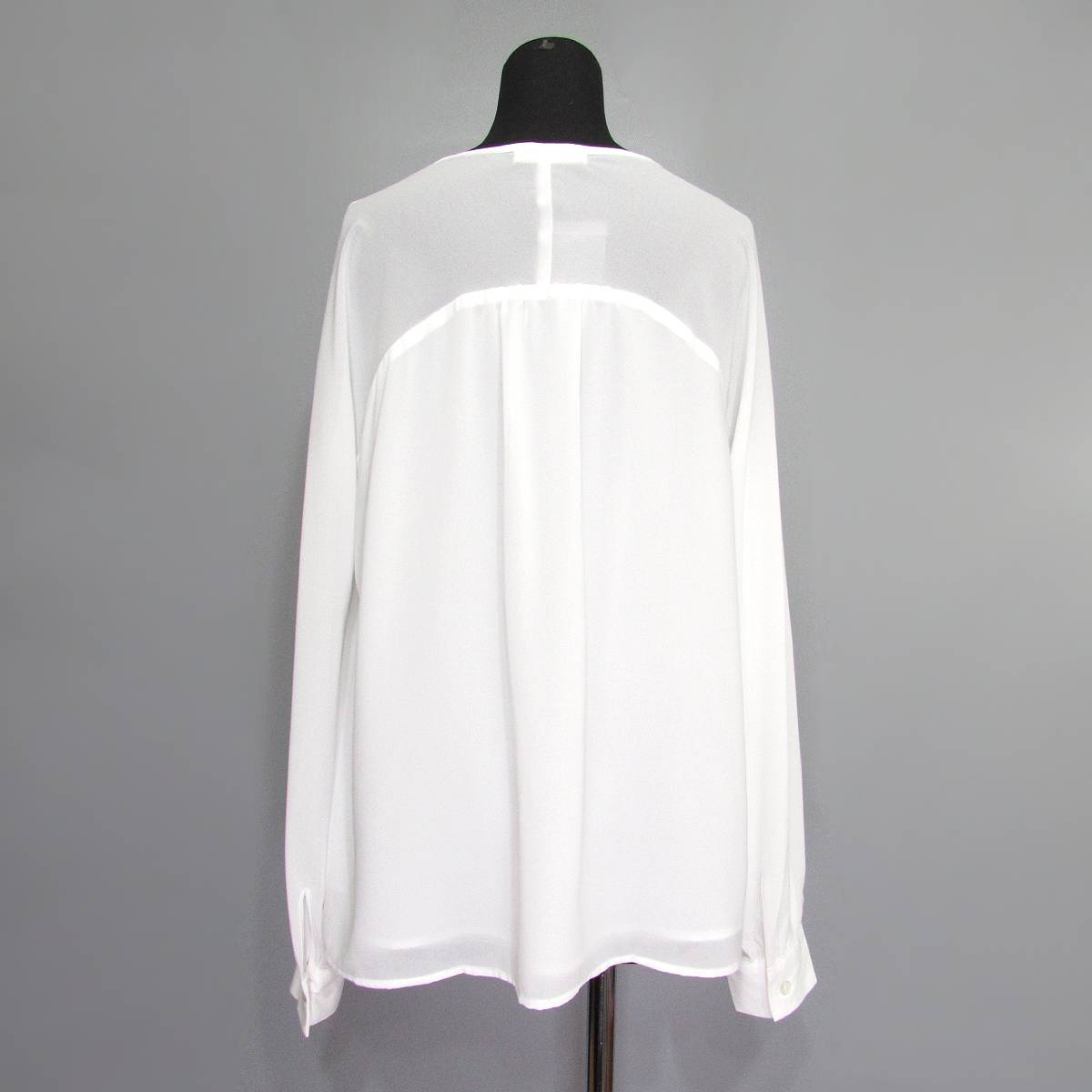 Tops888ボディー着用バック