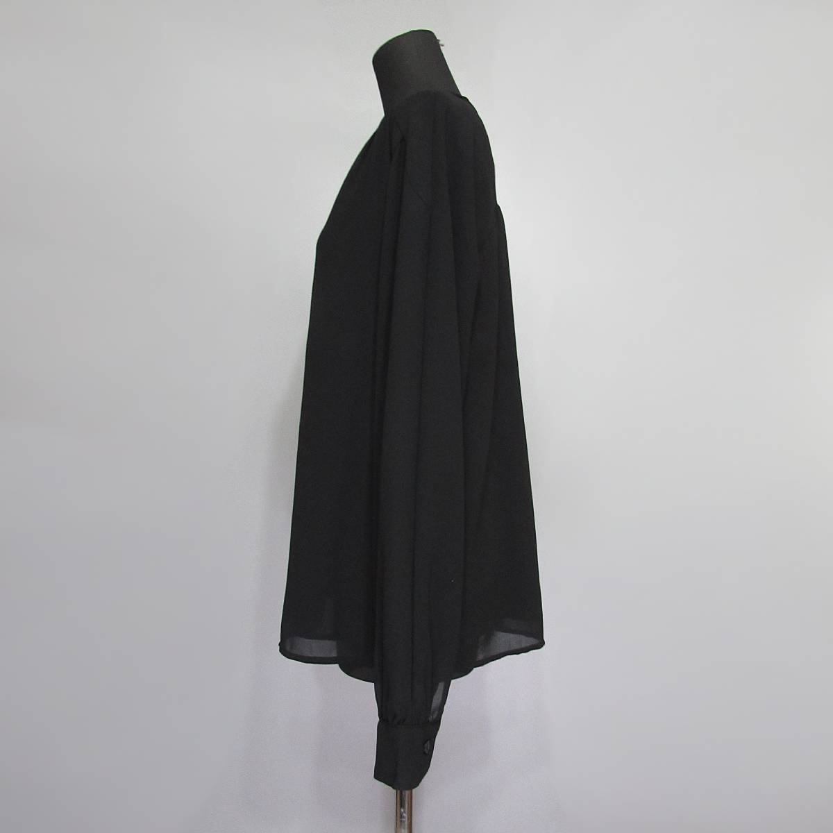 Tops889ボディー着用サイド